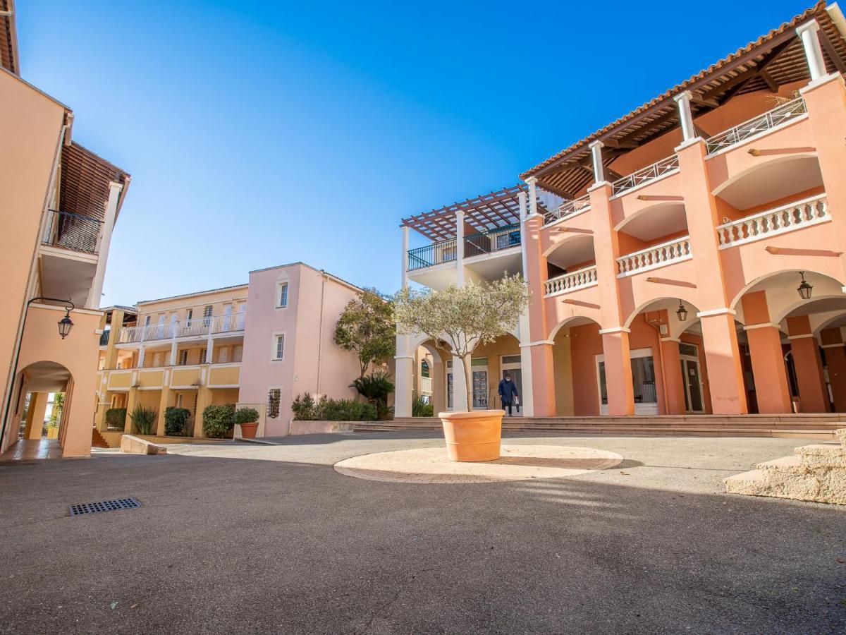 Apartment Village Cap Esterel - L'Esquinade-31 By Interhome Saint-Raphaël Екстериор снимка