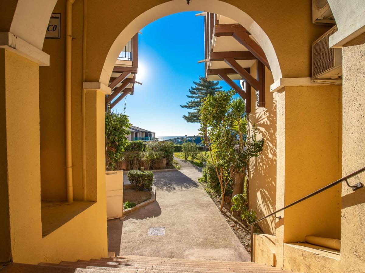 Apartment Village Cap Esterel - L'Esquinade-31 By Interhome Saint-Raphaël Екстериор снимка